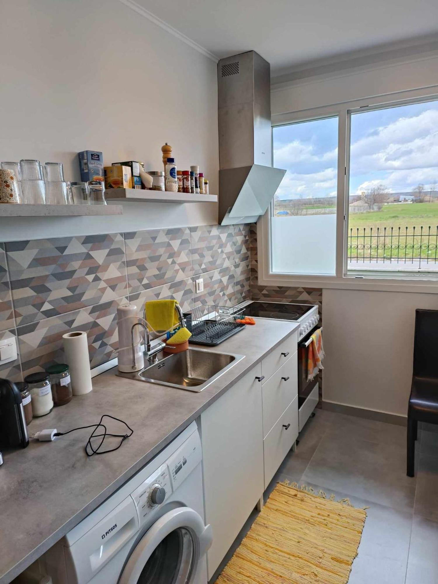 Polys Apartment And Paraskevi Studio With View Ptolemaida Bagian luar foto